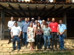 Membros do COLMEIA de Igaratinga participam de treinamento na COPASA-MG