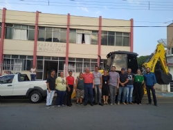 Prefeitura recebe veículos através de emenda parlamentar Deputado Federal Jaiminho Martins