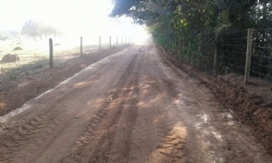 Obras de recuperação e manutenção em estradas rurais do povoado de Pedra Negra de Baixo
