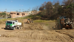 Iniciados os serviços de limpeza e aprofundamento da lagoa à Avenida Antônio Pio da Fonseca